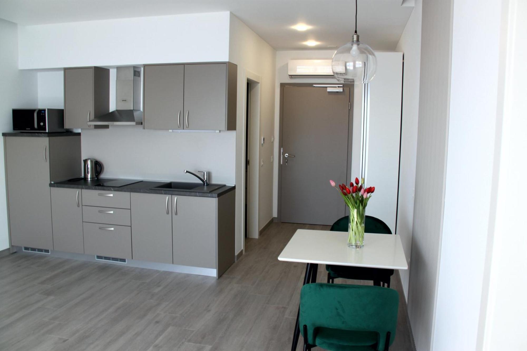 Adria Miris Apartments 德朗西斯 外观 照片